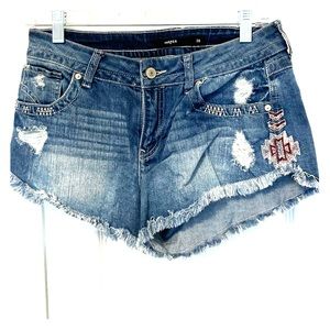 Cute jean shorts